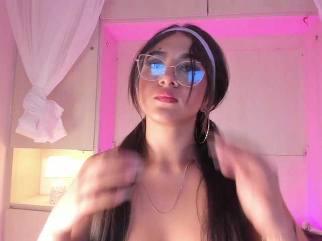 BellaBroocks