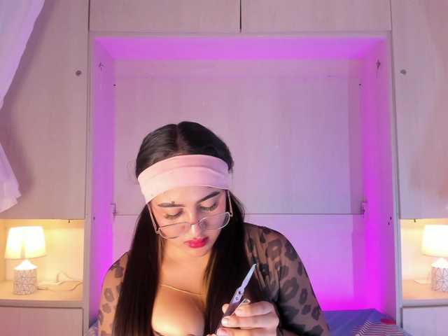 BellaBroocks