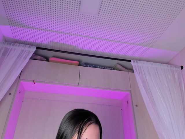 BellaBroocks live cam on BongaCams