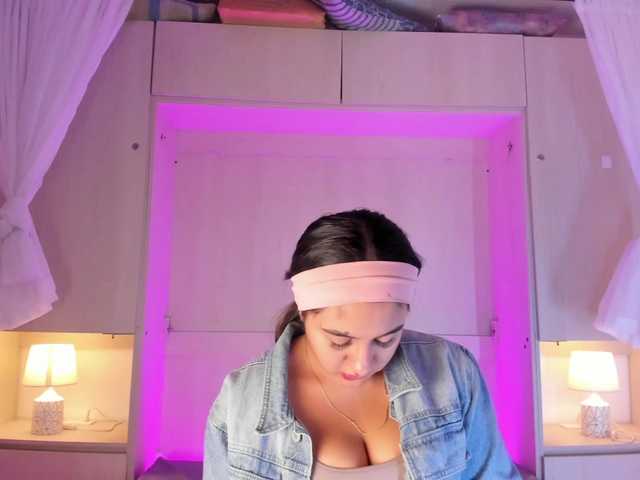 BellaBroocks