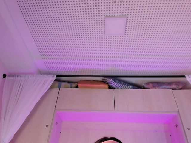 BellaBroocks live cam on BongaCams