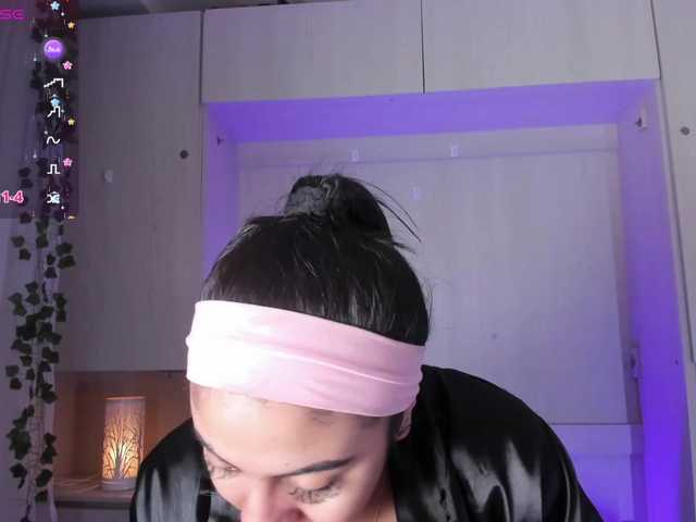 BellaBroocks live cam on BongaCams