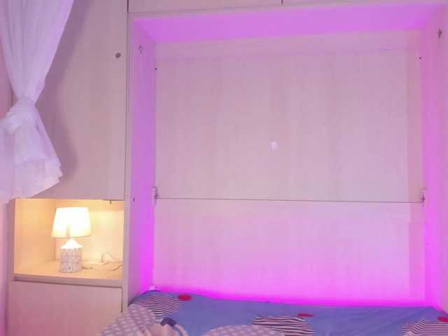 BellaBroocks live cam on BongaCams