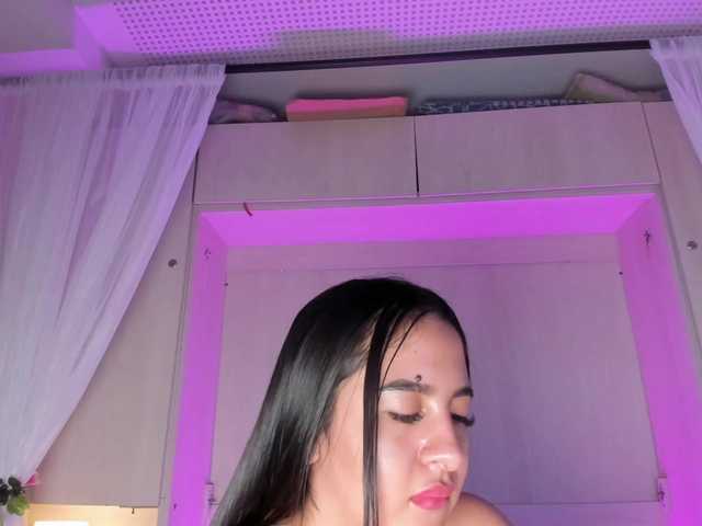 BellaBroocks