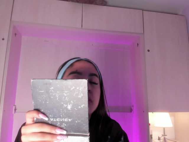 BellaBroocks