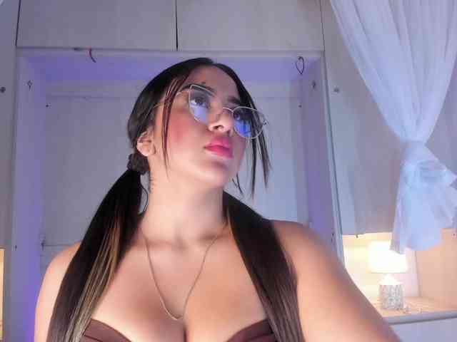 BellaBroocks