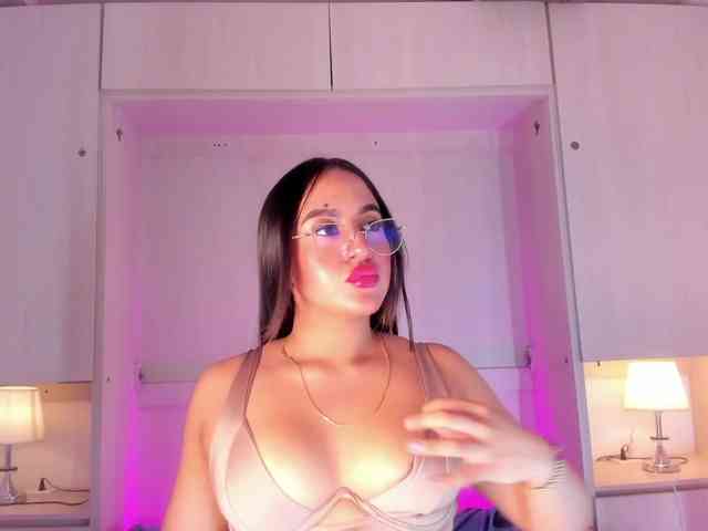 BellaBroocks