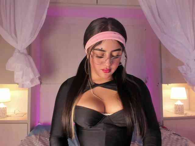 BellaBroocks