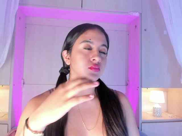 BellaBroocks