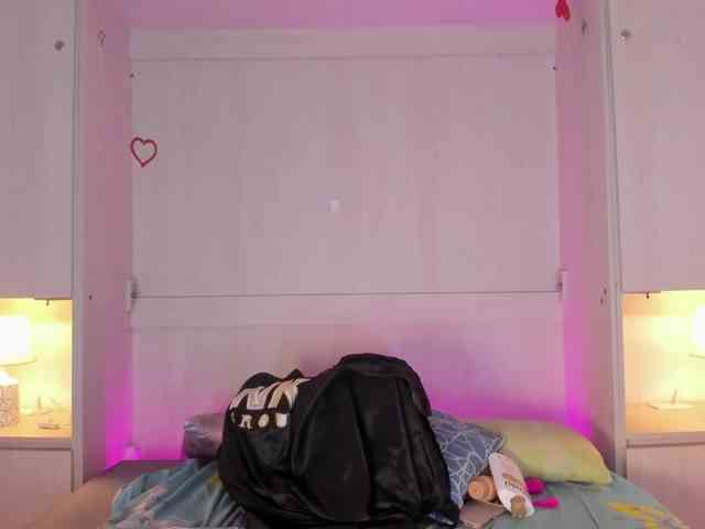 BellaBroocks