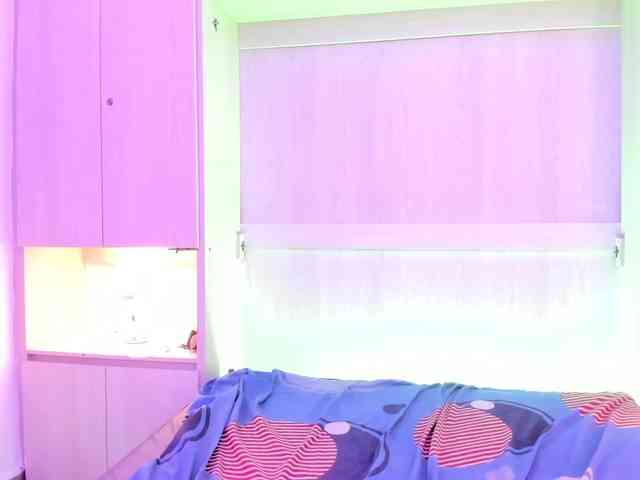 BellaBroocks webcam