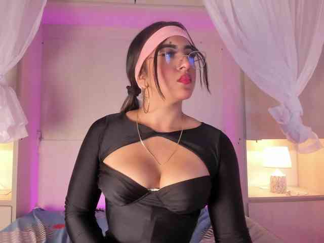 BellaBroocks