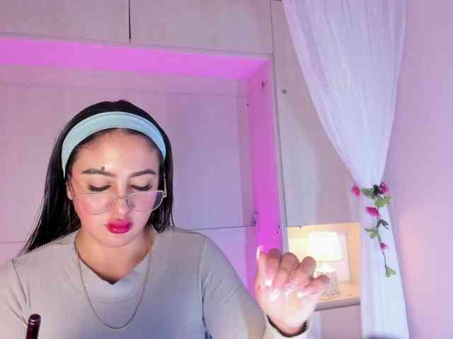 BellaBroocks webcam