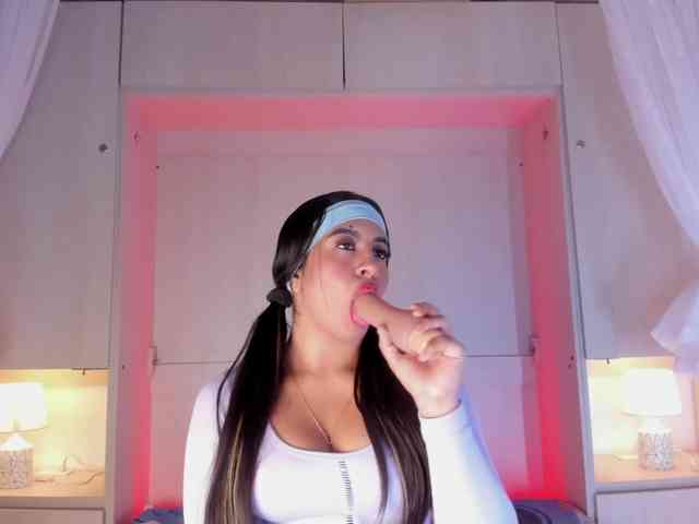 BellaBroocks