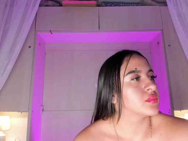 BellaBroocks