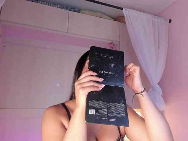 BellaBroocks webcam