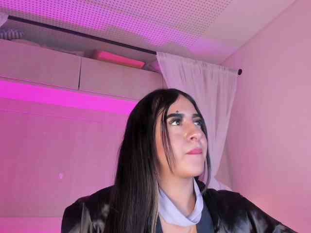 BellaBroocks webcam