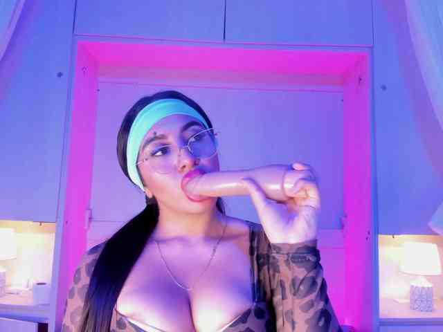 BellaBroocks