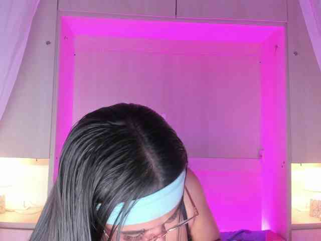 Modelo: BellaBroocks