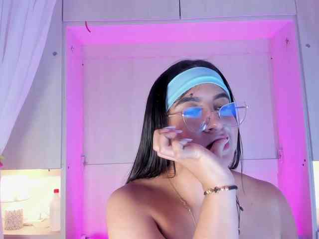 BellaBroocks