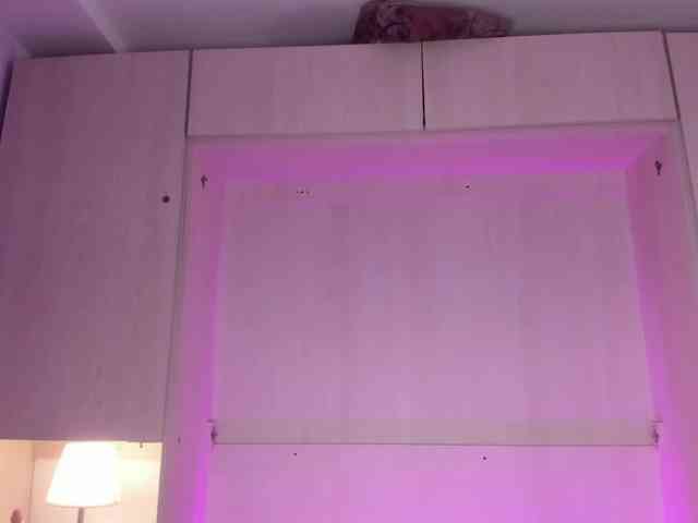BellaBroocks webcam