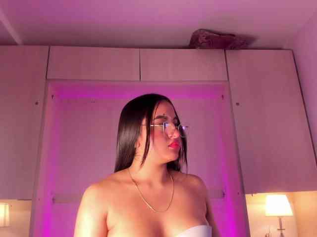 BellaBroocks