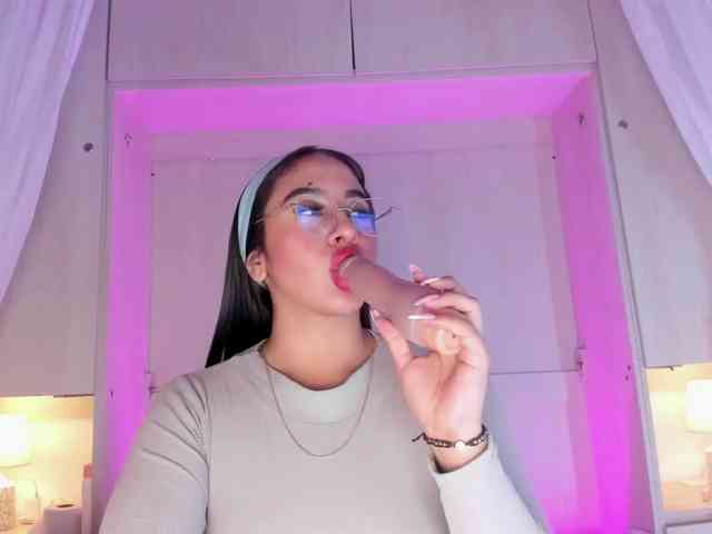 BellaBroocks