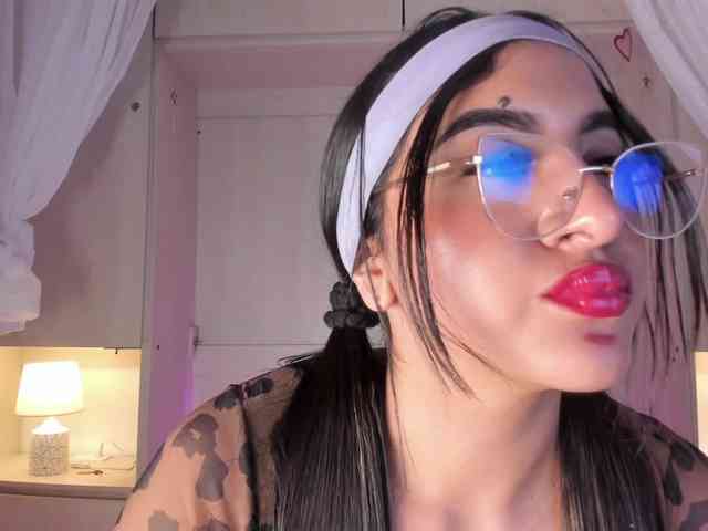 BellaBroocks
