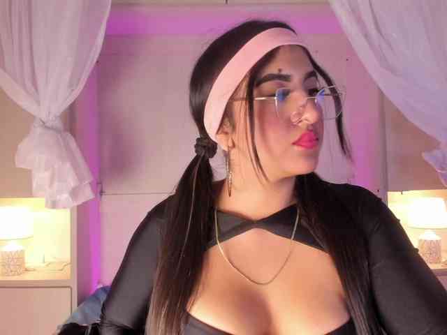 BellaBroocks