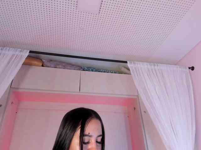 BellaBroocks