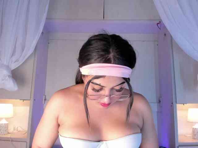 BellaBroocks