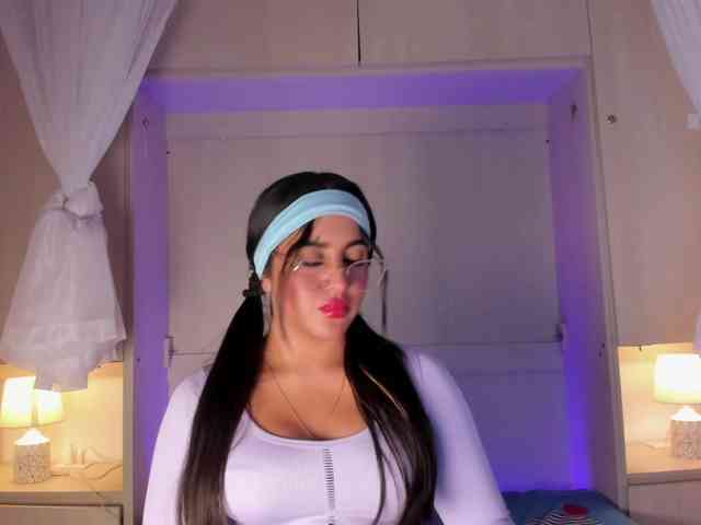 BellaBroocks