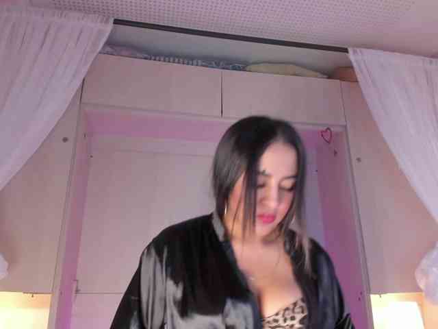 BellaBroocks webcam