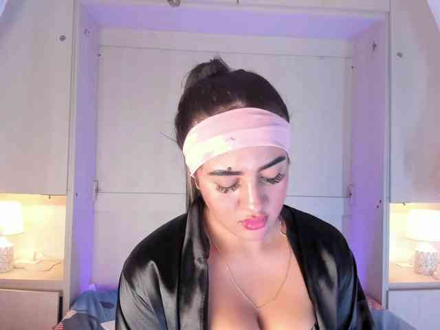 BellaBroocks