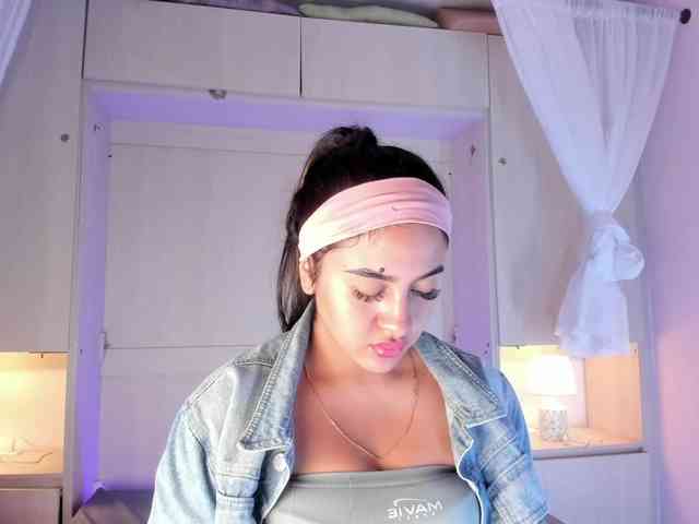 BellaBroocks