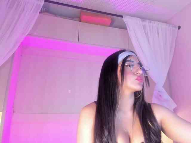 BellaBroocks
