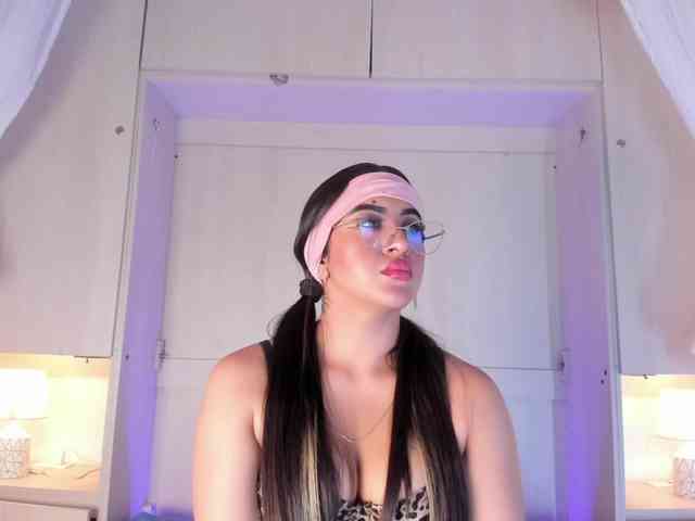 BellaBroocks