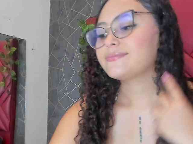 BrianaKorz webcam