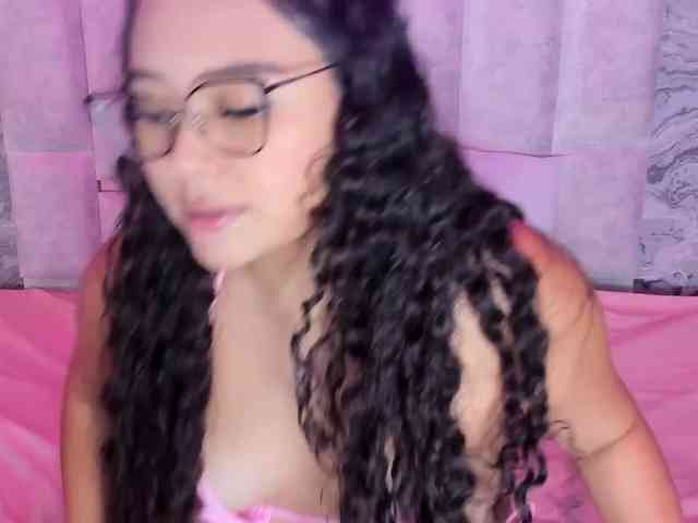 BrianaKorz webcam