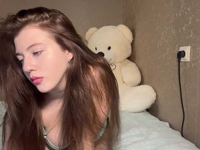 MilyaMiss live cam on BongaCams