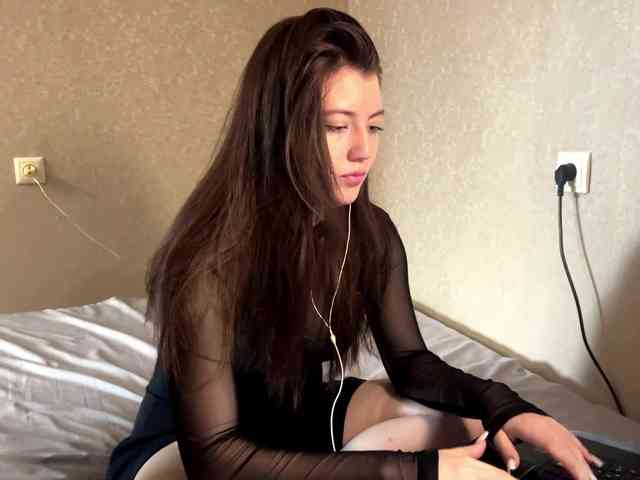 MilyaMiss webcam