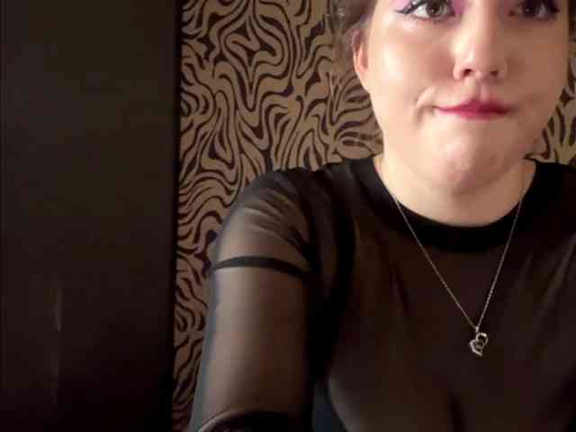 MilyaMiss webcam