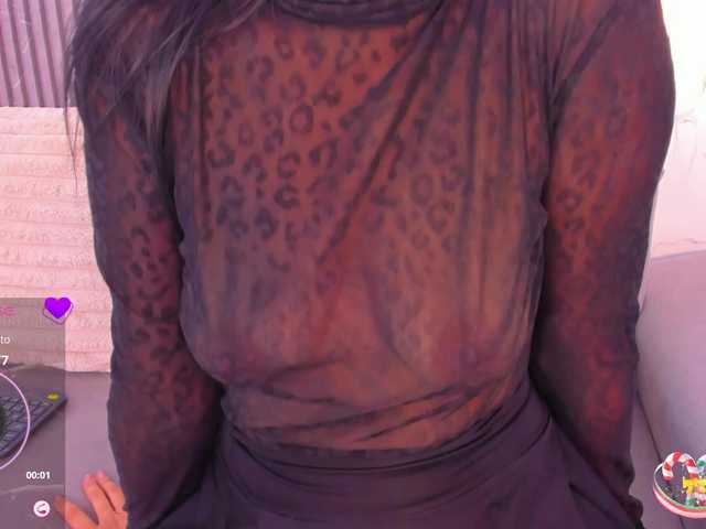 Isis-L0ve live cam on BongaCams