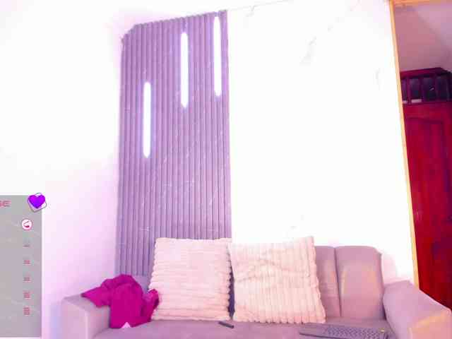 Isis-L0ve webcam