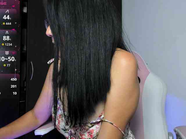 Isis-L0ve webcam