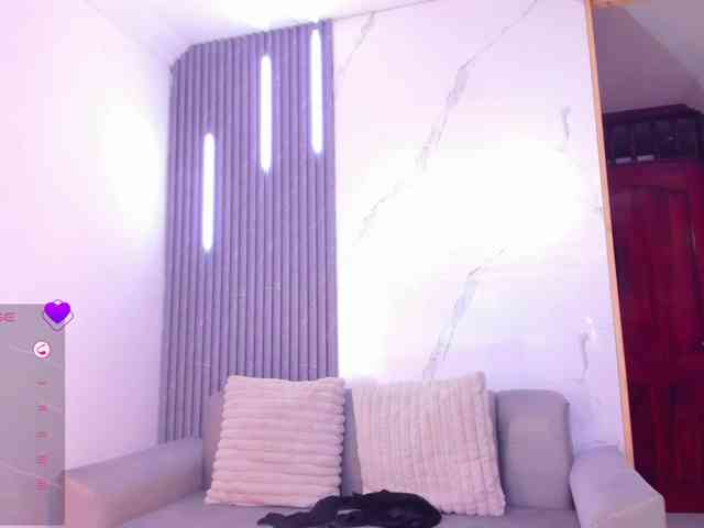 Isis-L0ve webcam