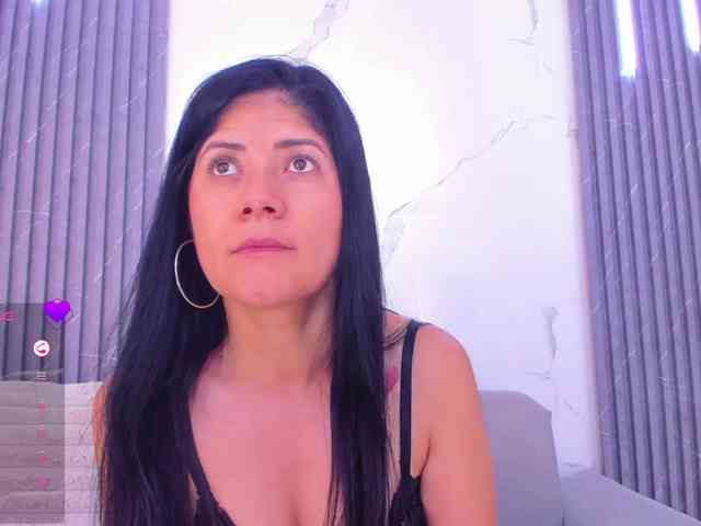 Isis-L0ve webcam