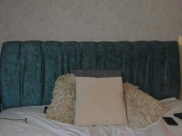 twink-couple live sex show