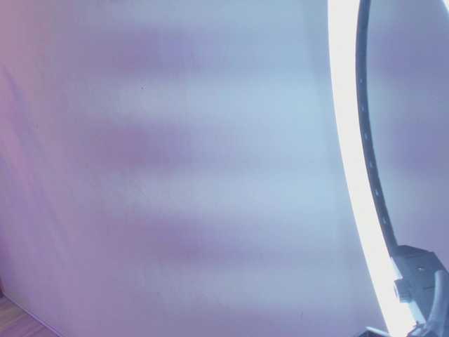 Sophie-clay live cam on BongaCams