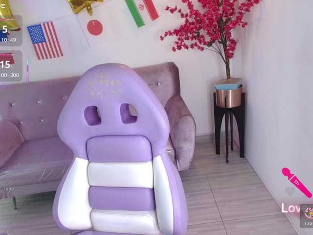 Sophie-clay live cam on BongaCams